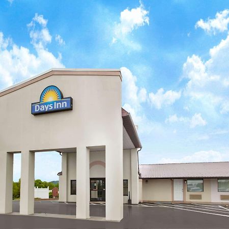 Days Inn By Wyndham Grantville Exteriör bild
